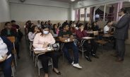 Cientos de estudiantes vuelven a clases presenciales en el ciclo 02-2023